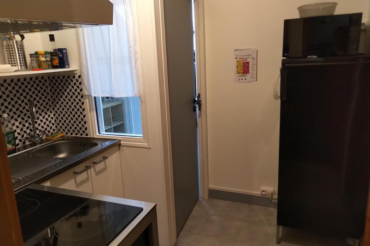 Espace Beleverte Bussiere 1 Tamaris Appartement Meuble De 2 Chambres Oullins Ngoại thất bức ảnh