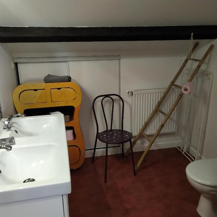 Espace Beleverte Bussiere 1 Tamaris Appartement Meuble De 2 Chambres Oullins Ngoại thất bức ảnh