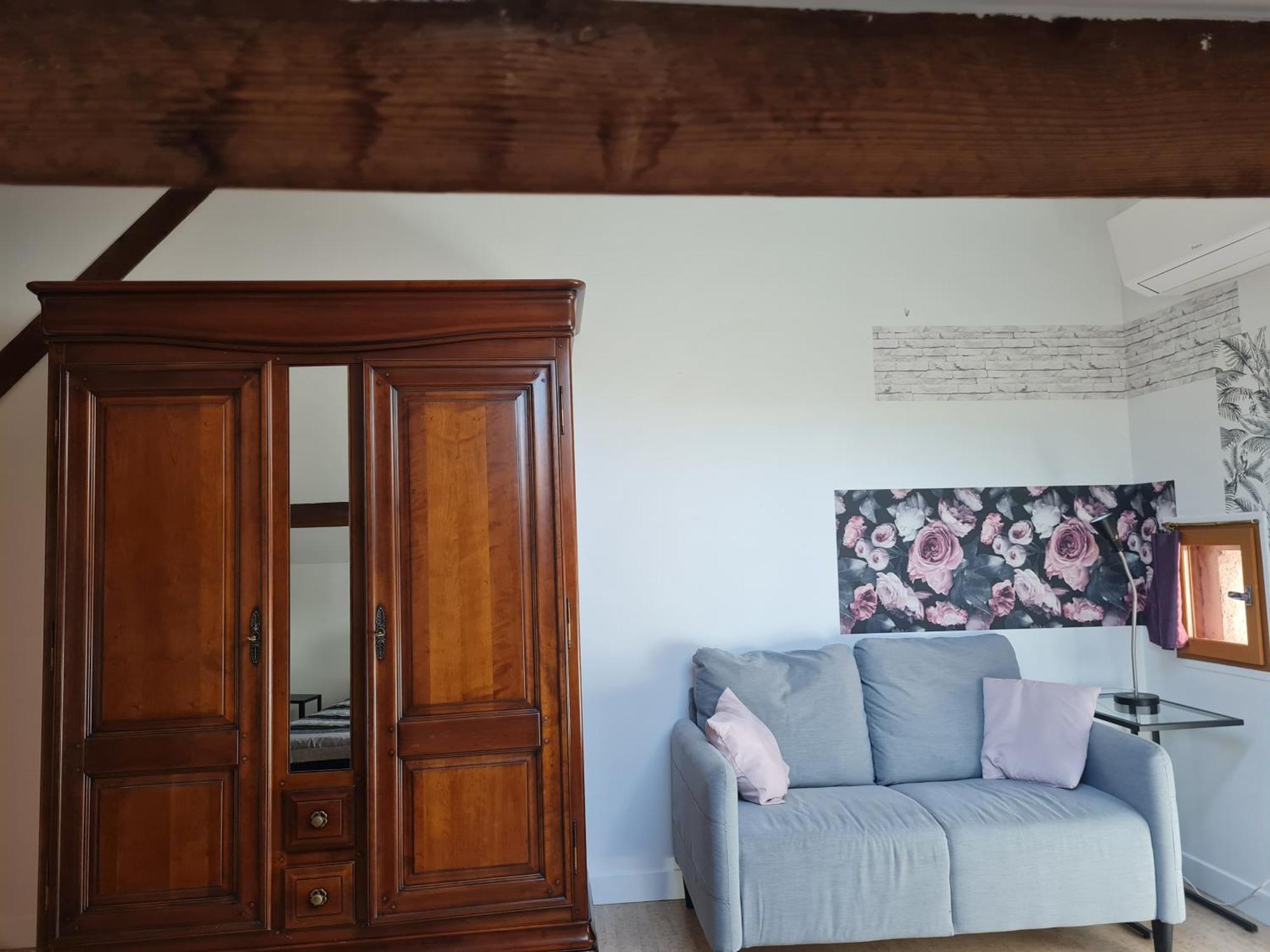 Espace Beleverte Bussiere 1 Tamaris Appartement Meuble De 2 Chambres Oullins Ngoại thất bức ảnh